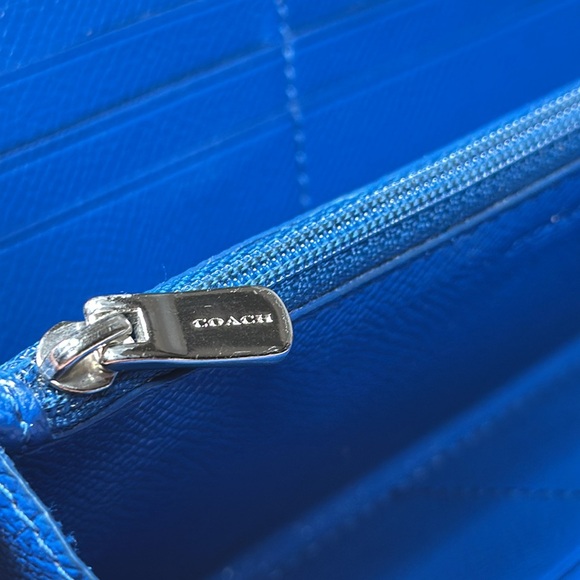 *HTF COLOR* COACH Accordion Zip Wallet In Crossgrain Leather - Picture 7 of 11